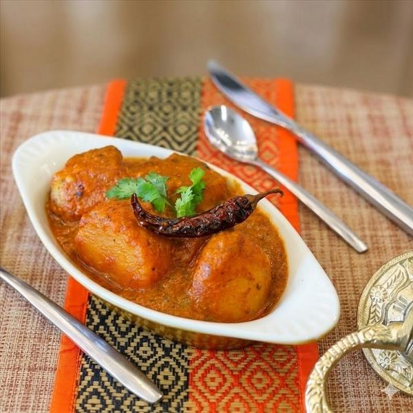 Alur Dum Special